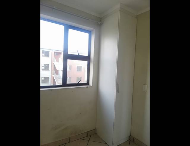 2 BEDROOM FLAT FOR SALE IN MADADENI